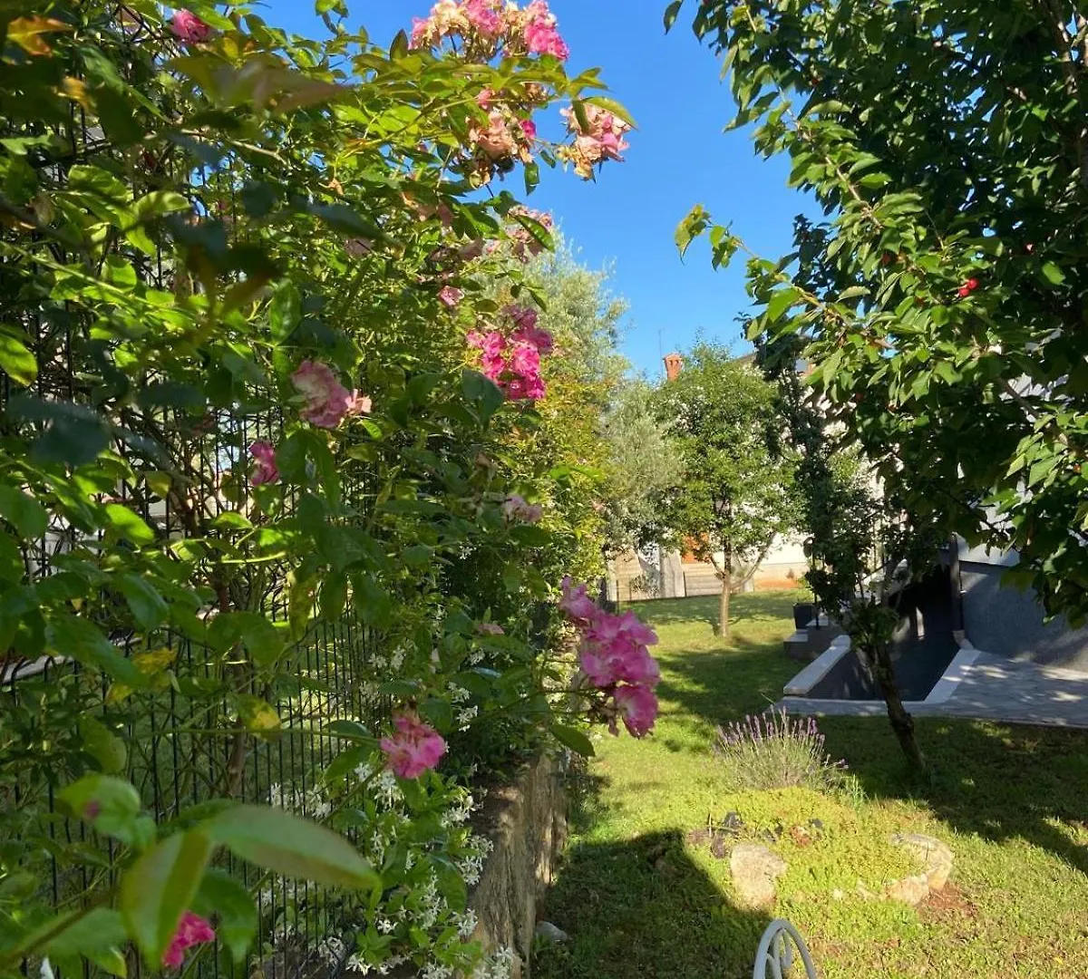 Holiday Home Mihaela Višnjan